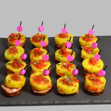 Mini rondo pomme de terre marinée et saucisse de Montbéliard (à réchauffer)